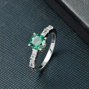 J Francis ✦ Green & White Sapphire Spark Ring ✦ 3.00ctw Platinum Over Silver 8